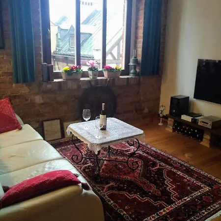 Apartment Apartament W Zabytkowej Kamienicy, Stare Miasto *